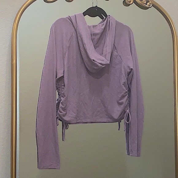 Project Social T Ruched & Drawstring on the Side Hoodie Size L - Picture 5 of 7